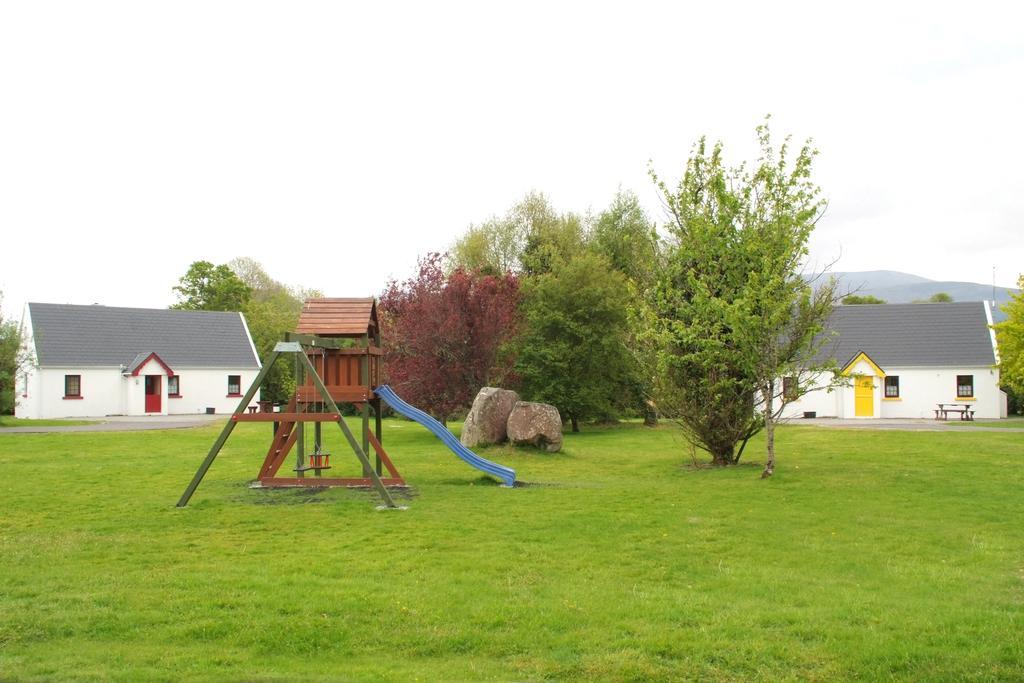 Killarney Lakeland Cottages Exterior photo